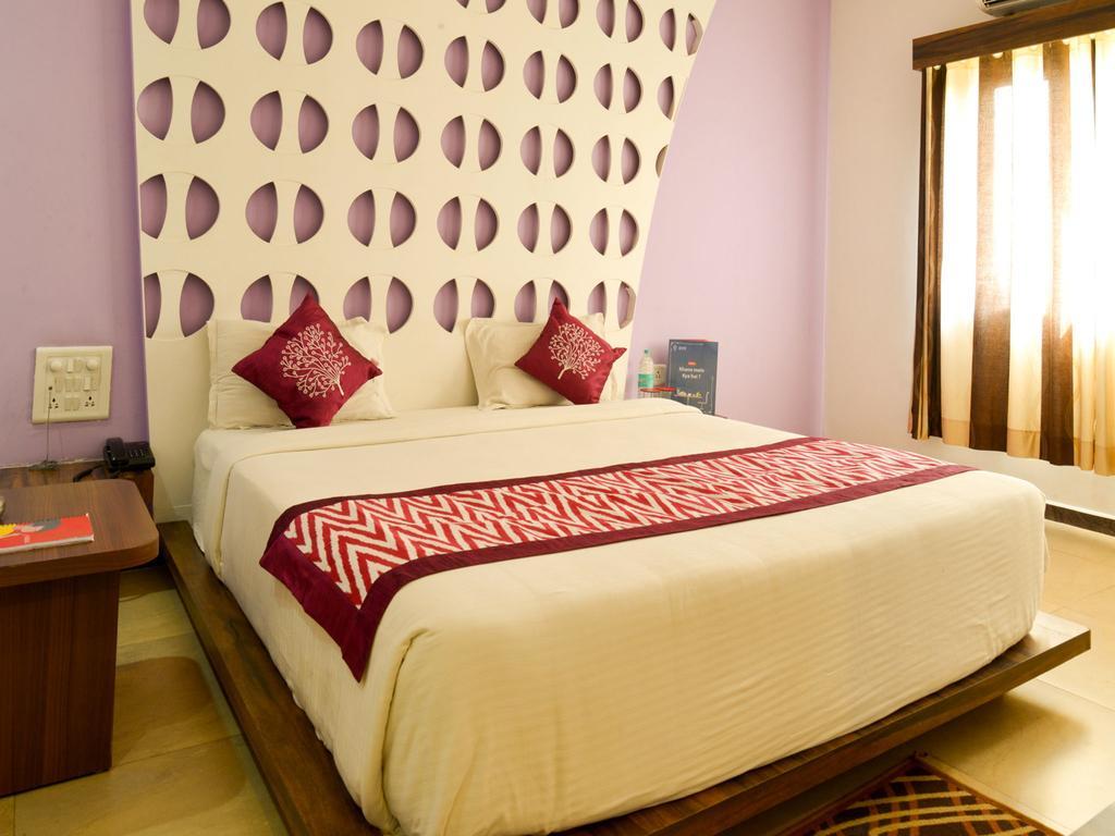 Oyo 4316 Hotel Sai Empire Shirdi Eksteriør bilde
