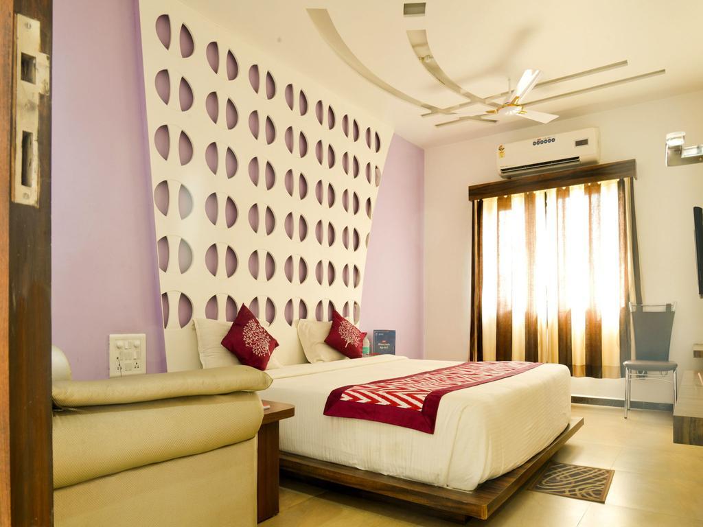 Oyo 4316 Hotel Sai Empire Shirdi Eksteriør bilde