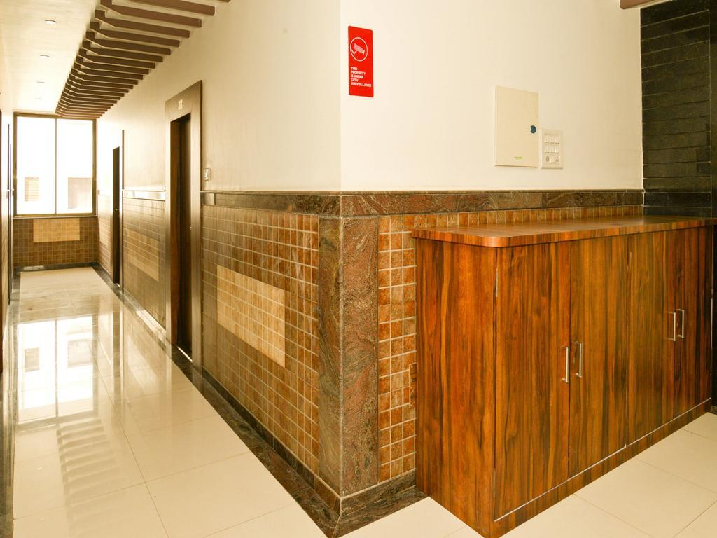 Oyo 4316 Hotel Sai Empire Shirdi Eksteriør bilde